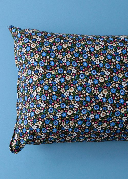 Pude blue daisies 70*35 cm 